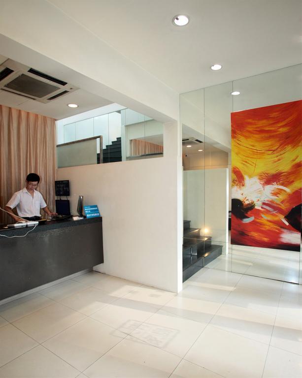 Qingdao Renjia Bussiness Hotel Exterior photo