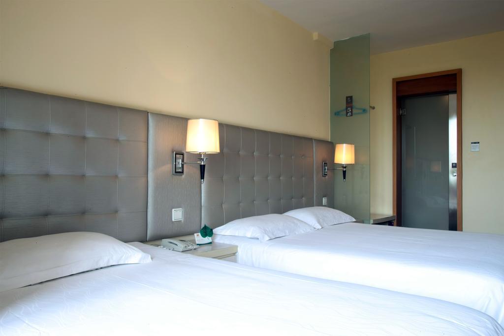 Qingdao Renjia Bussiness Hotel Exterior photo