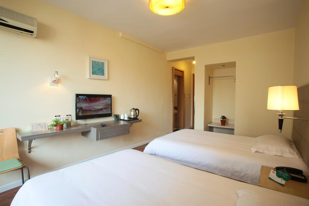 Qingdao Renjia Bussiness Hotel Exterior photo